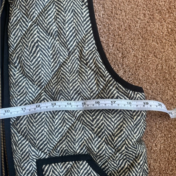 EUC J. Crew Factory Vest - Picture 3 of 4